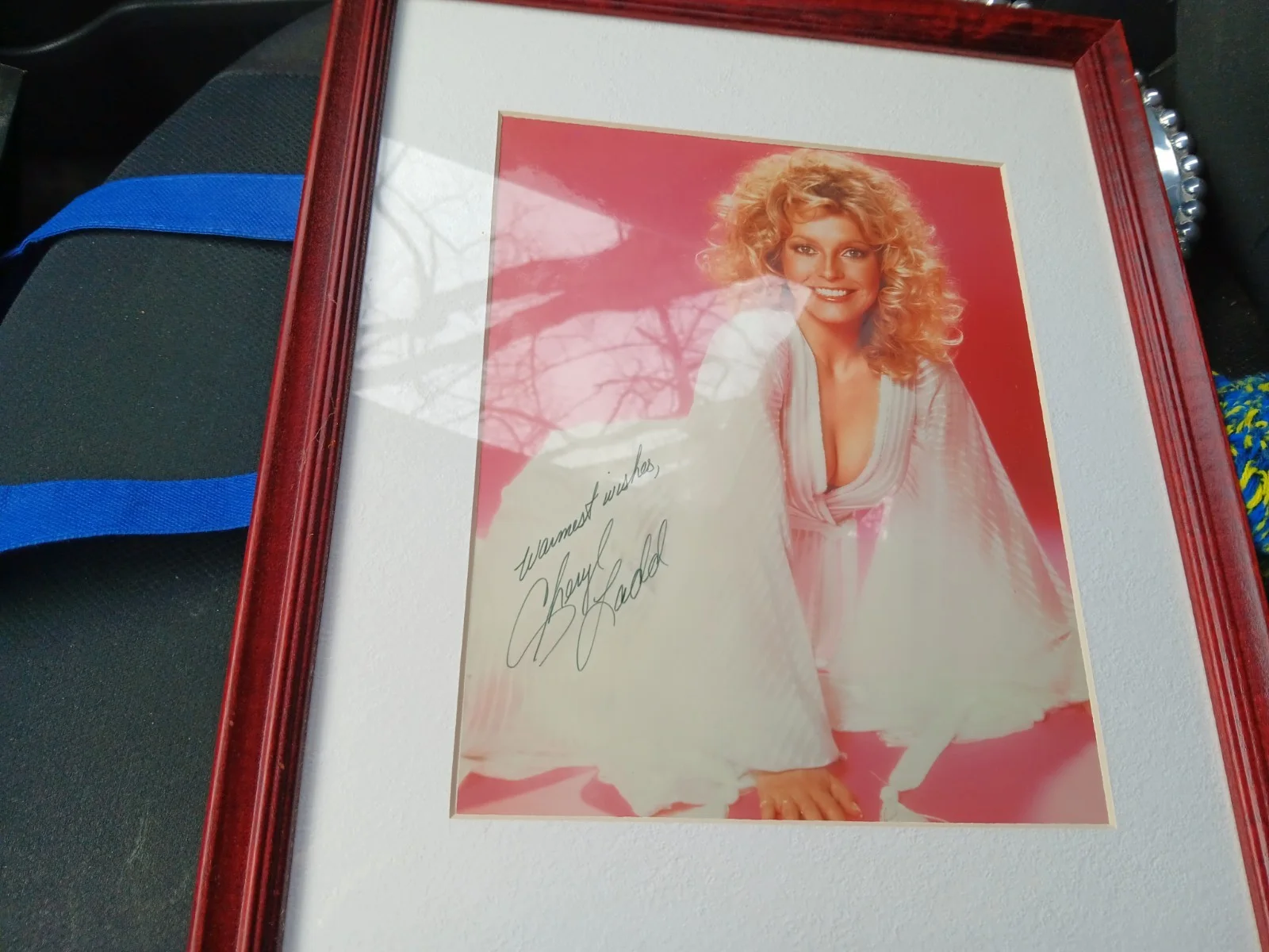 Cheryl Ladd — 12x15 framed, hand-signed photo Cheryl Ladd AUTOGRAPH!, изображение 2