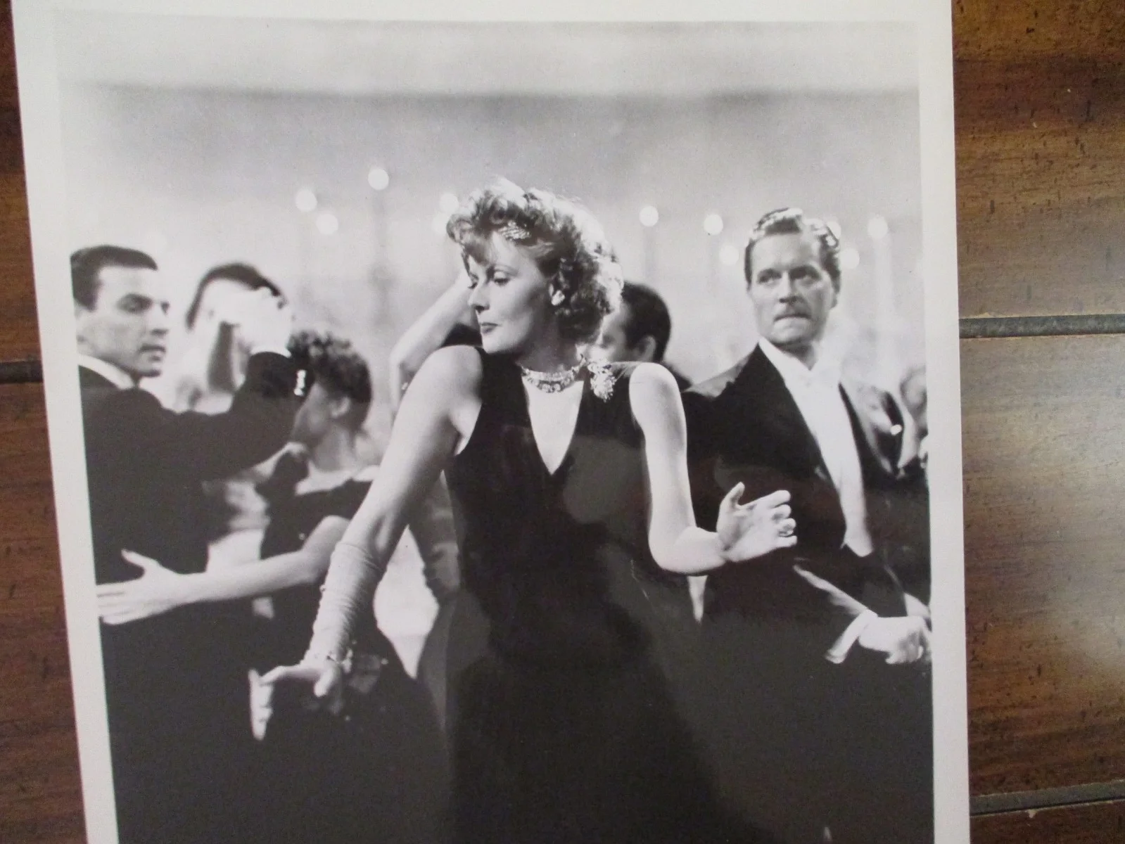 Greta Garbo/Two-Faced Woman(That's Entertainment Part II)1976 8 x 10 B & W Photo, изображение 2