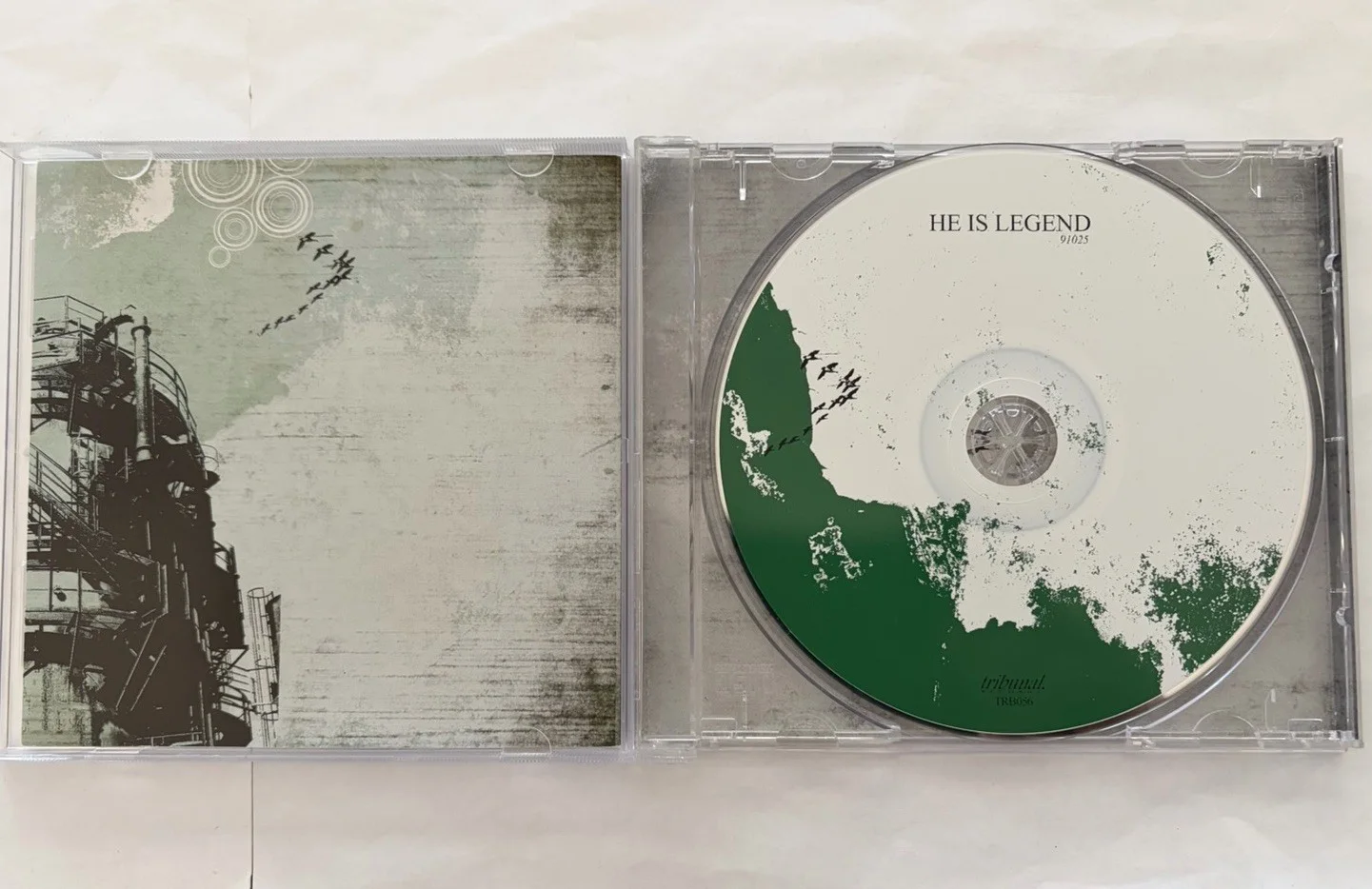 He Is Legend 91025 EP Signed Autographed CD 2004 Tribunal Records Inc. Very Good, изображение 4