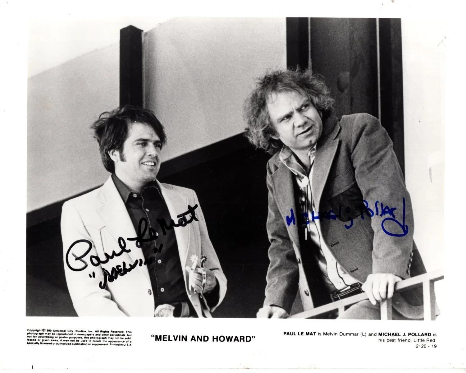 Paul Le Mat and Michael J. Pollard — PAUL LE MAT and MICHAEL J. POLLARD signed 8x10 MELVIN AND HOWARD press photo