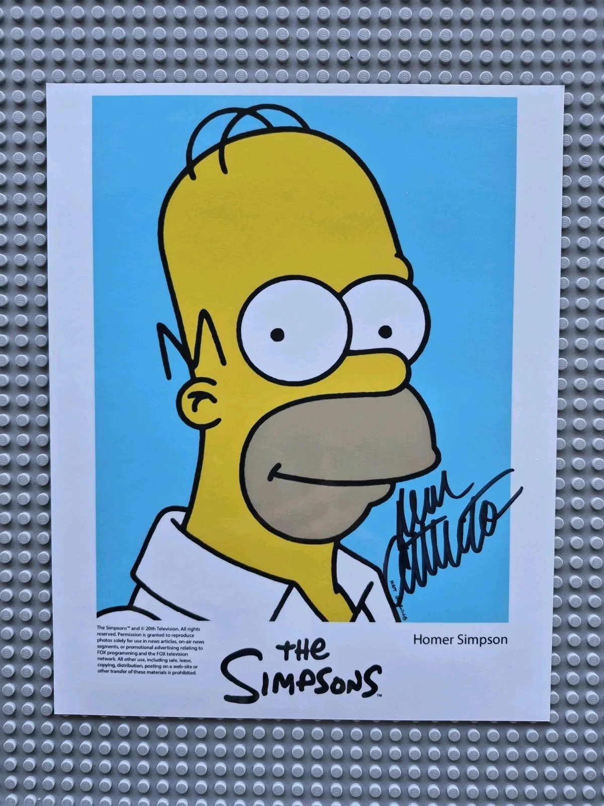 Dan Castellaneta — Dan Castellaneta Voice actor, "Homer Simpson" Signed 8X10 NO INSCRIPTION !, изображение 2