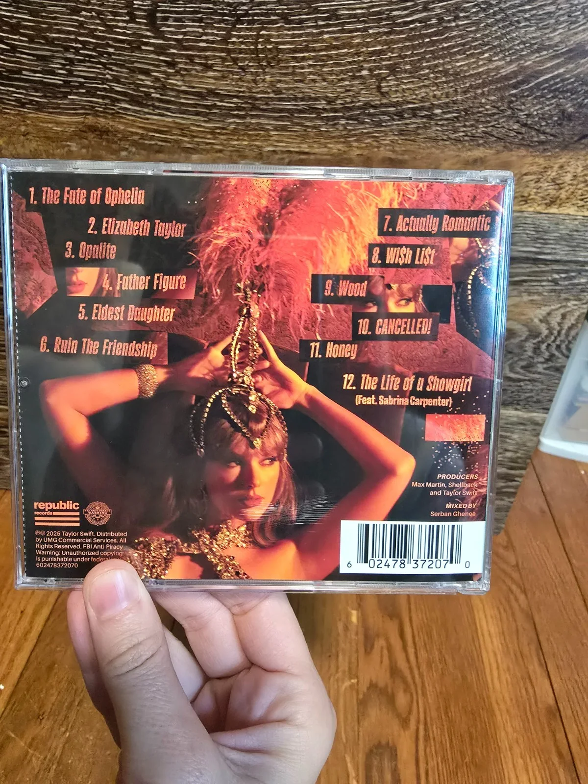 Taylor Swift The Life of a Showgirl CD Signed Photo 1 CLEAN SIGNATURE W Heart, изображение 3