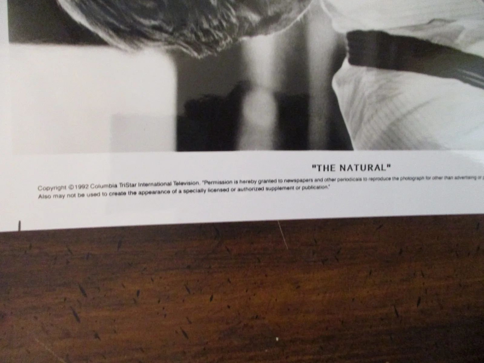 Robert Redford("THE NATURAL") 1992 8 x 10 Glossy Black and White Press Photo, изображение 2