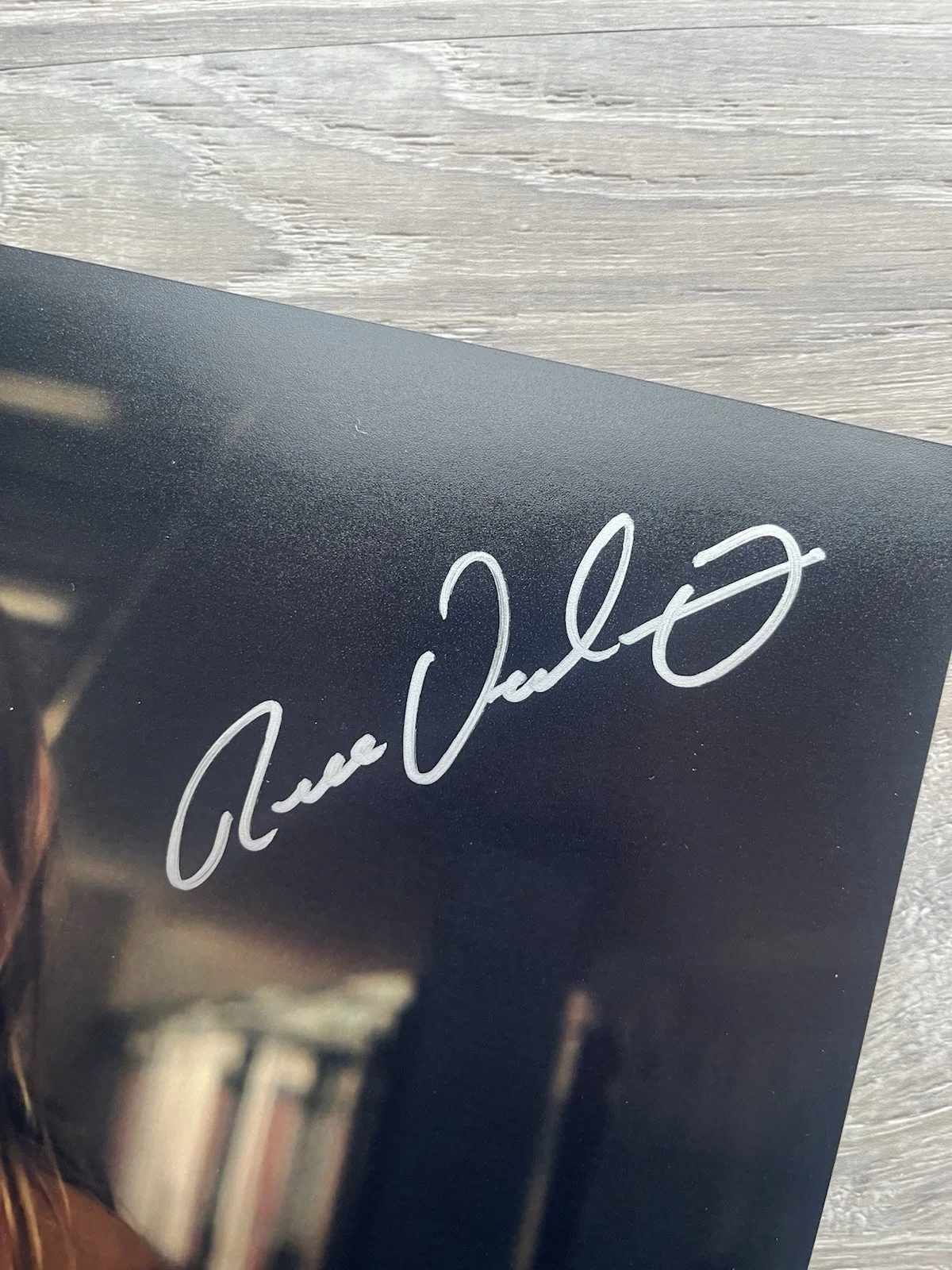 Nell Verlaque — Nell Verlaque Signed Thanksgiving 11x14 Photo JSA COA Horrror Autograph, изображение 4