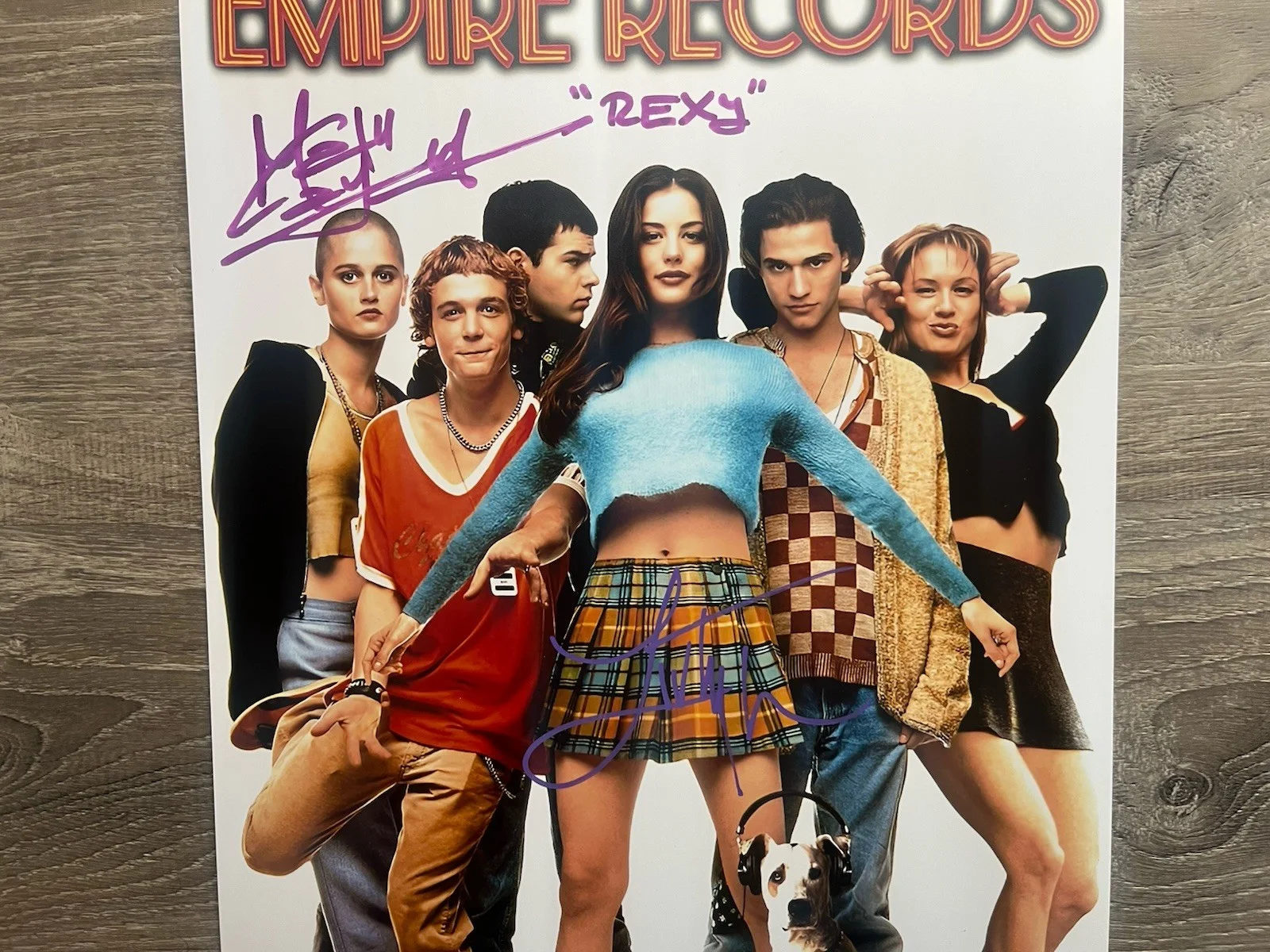 Liv Tyler and Maxwell Caulfield Signed Empire Records 11x17 Photo Beckett COA, изображение 4