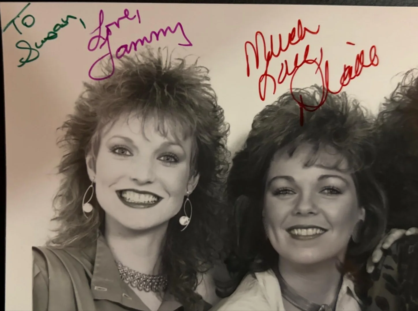 Doris King, Cindy Nixon, Diane Williams, Tammy Stephens — GIRLS NEXT DOOR X4 BAND SIGNED 8X10 PHOTO DORIS KING CINDY NIXON TAMMY DIANE PSA, изображение 2