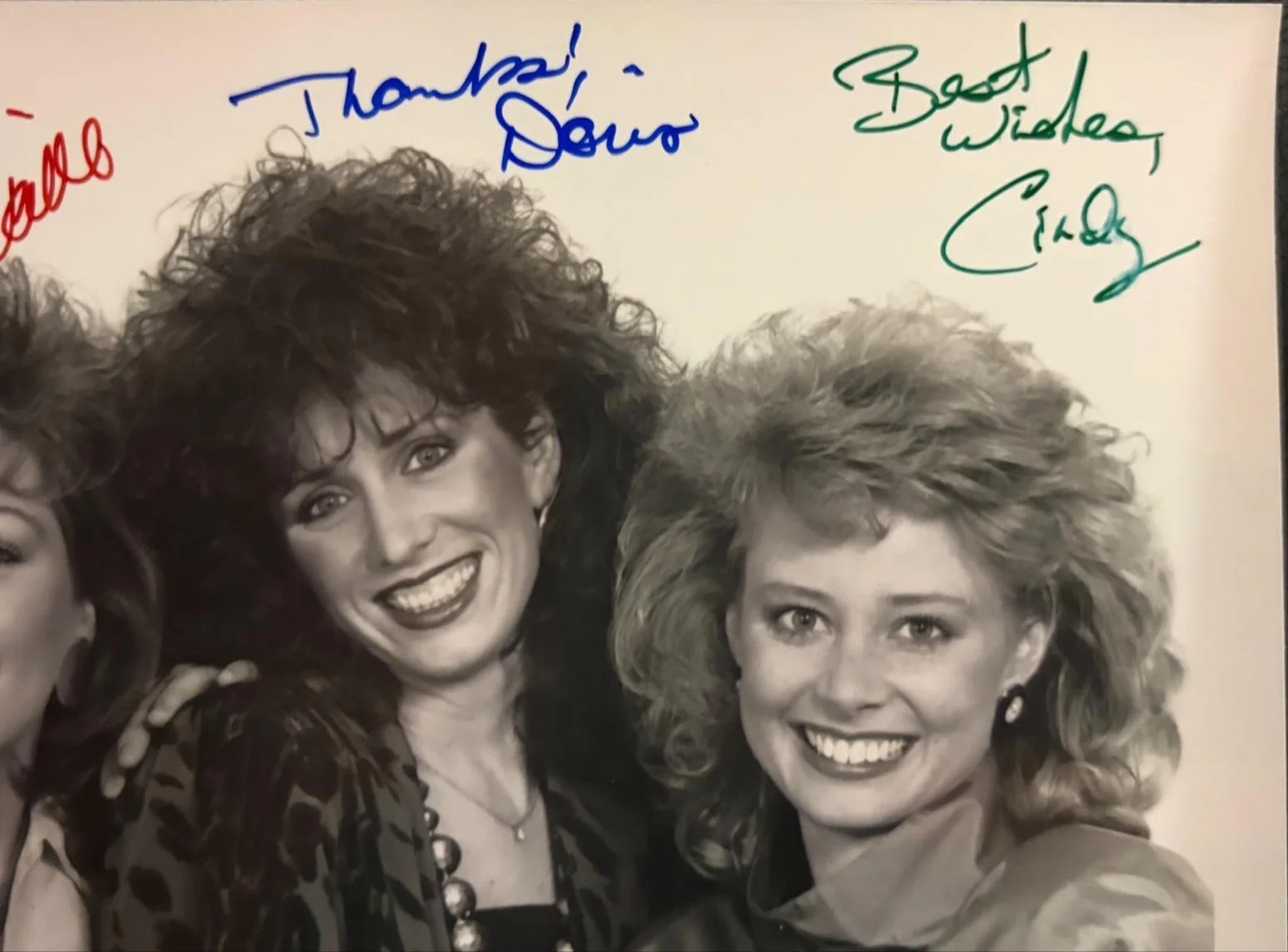 Doris King, Cindy Nixon, Diane Williams, Tammy Stephens — GIRLS NEXT DOOR X4 BAND SIGNED 8X10 PHOTO DORIS KING CINDY NIXON TAMMY DIANE PSA, изображение 3