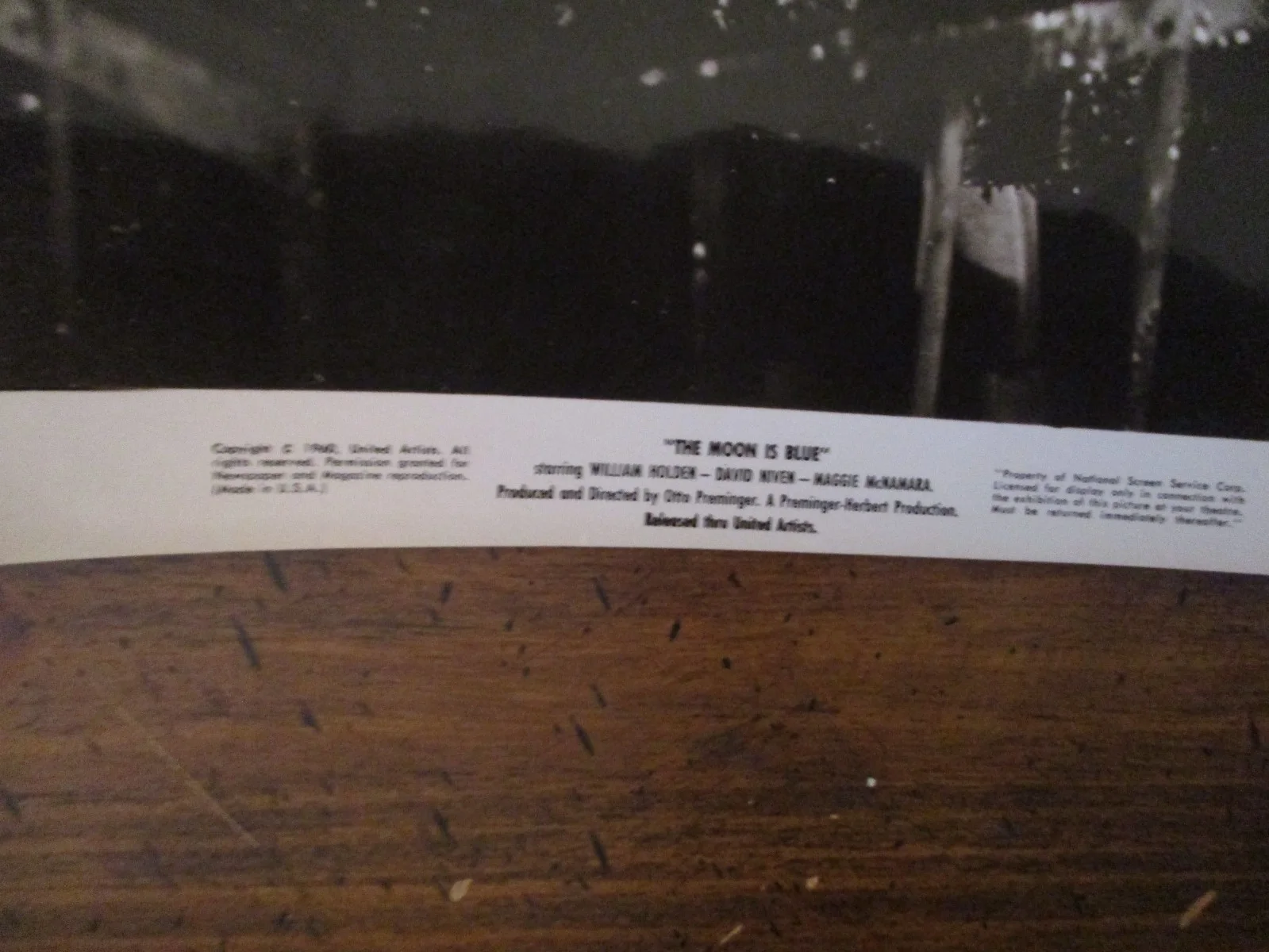 Dawn Addams ("THE MOON IS BLUE") 1960 8 x 10 Glossy Black & White Press Photo, изображение 2