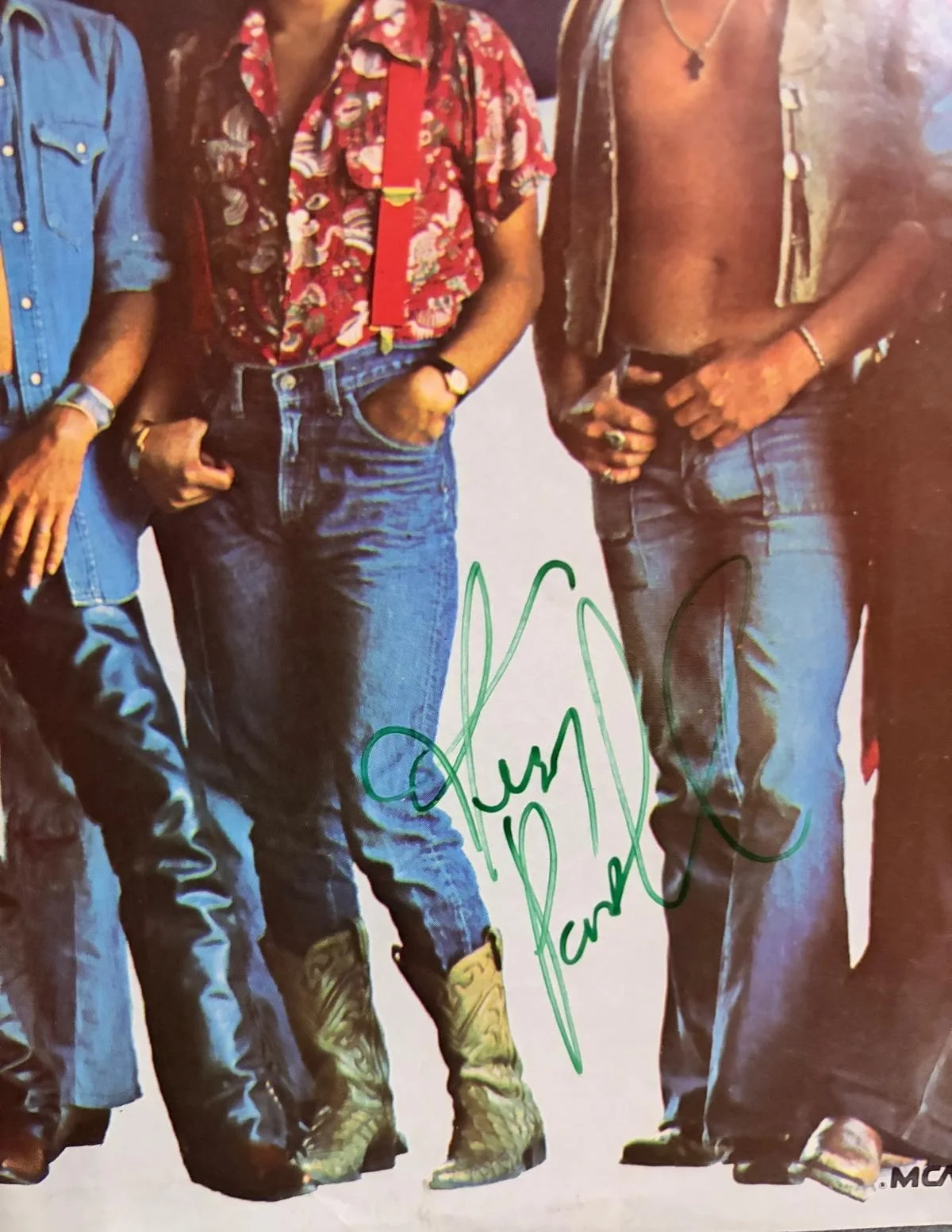 Elton John, Bernie Taupin, Caleb, Ray, Davey, Kenny, Roger, James — ELTON JOHN BAND SIGNED AUTOGRAPH 11X14 PHOTO X8 BERNIE CALEB RAY DAVEY PSA COA B, изображение 5