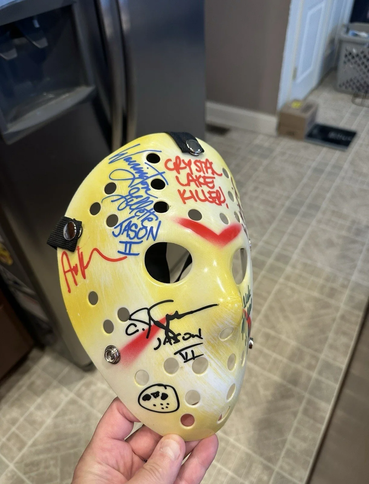 C.J. Graham, Jason II, Jason 1, Jason 09 — Friday the 13th Jason Voorhees Multi-Signed Hockey Mask signed by 5 Jason’s, изображение 2