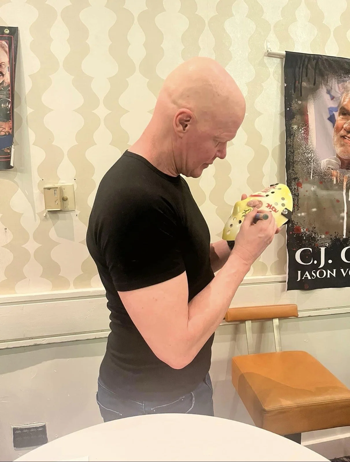 C.J. Graham, Jason II, Jason 1, Jason 09 — Friday the 13th Jason Voorhees Multi-Signed Hockey Mask signed by 5 Jason’s, изображение 5