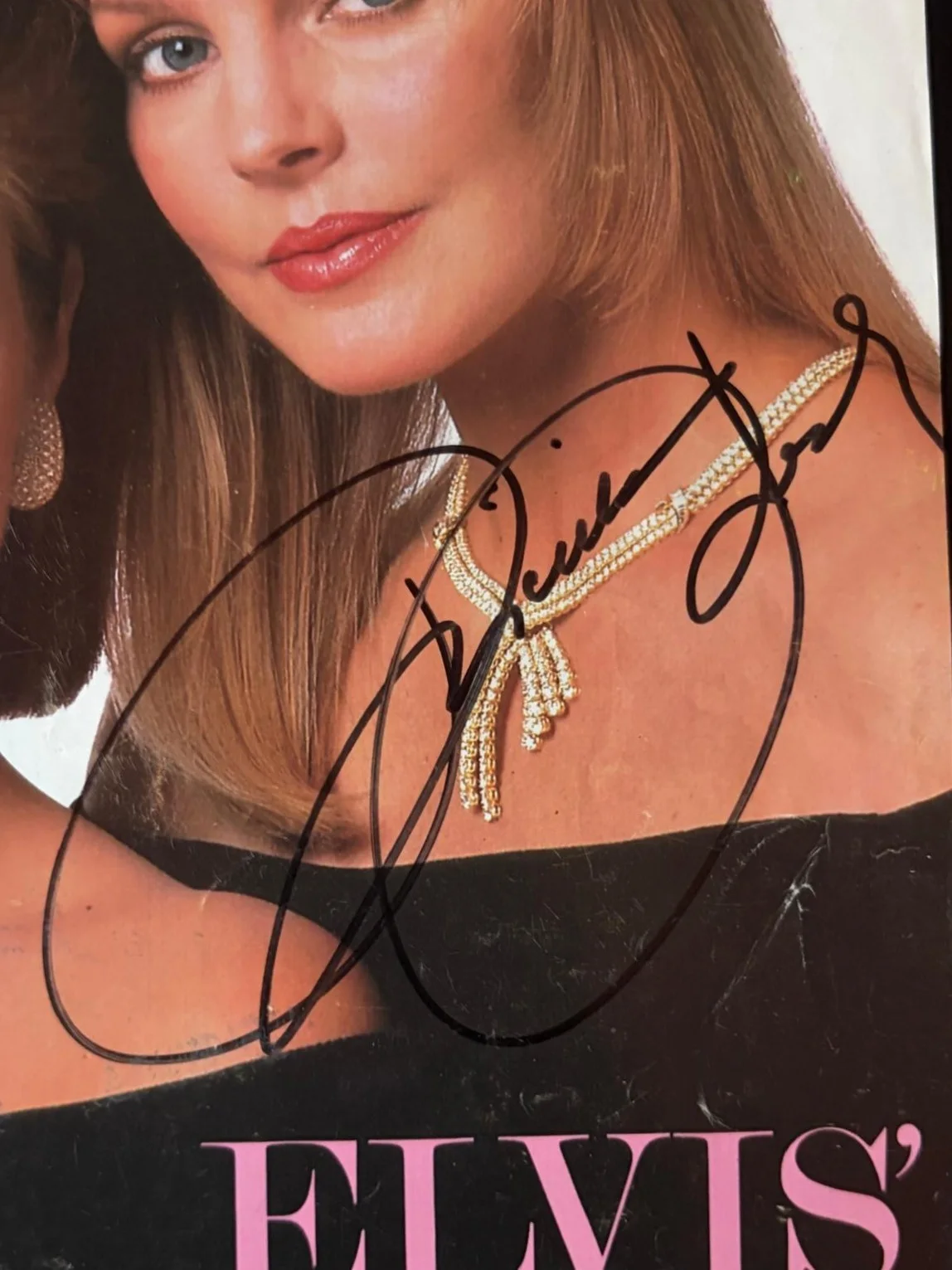 Lisa Marie Presley, Priscilla Presley — LISA MARIE PRISCILLA PRESLEY SIGNED LIFE MAGAZINE COVER ELVIS DAUGHTER TALKS PSA, image 3