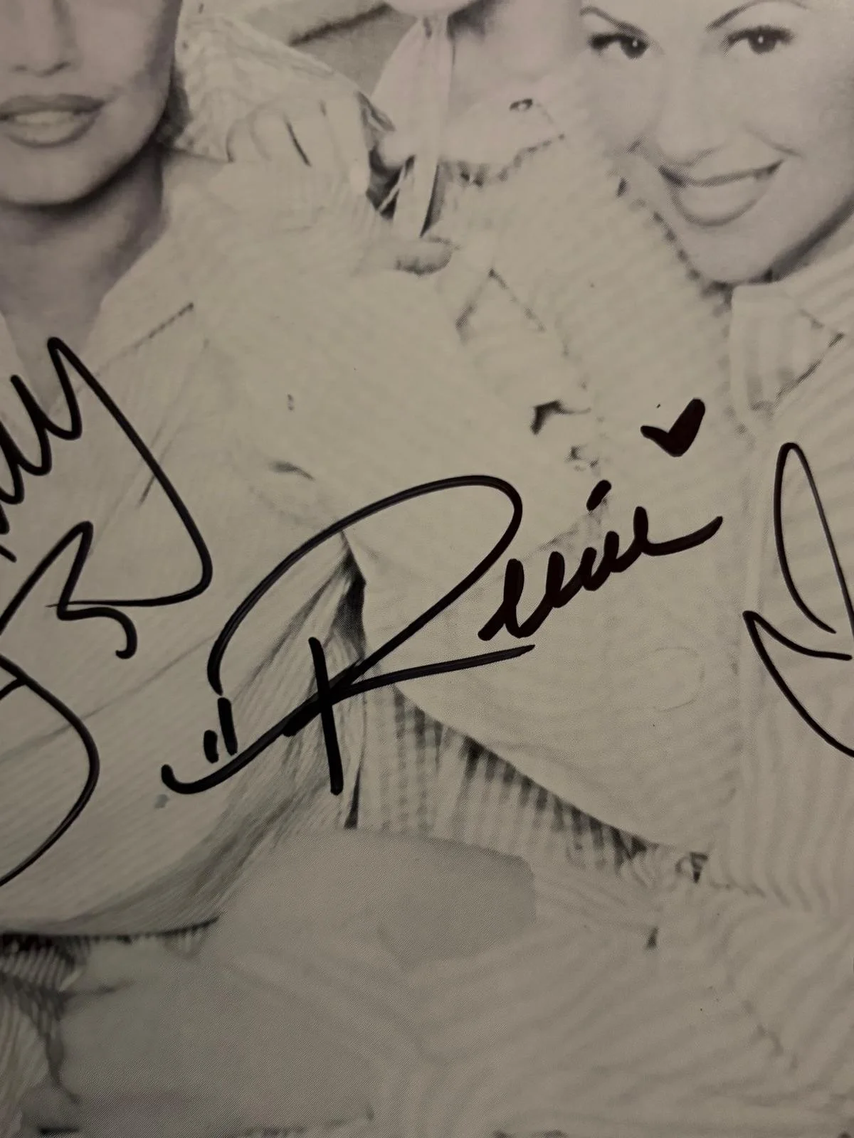 Stacy Ferguson Fergie, Renee Sandstrom, Stefanie Ridel — WILD ORCHID X3 SIGNED 8X10 PHOTO FERGIE RENEE SANDS STEFANIE RIDEL VINTAGE PSA, изображение 3