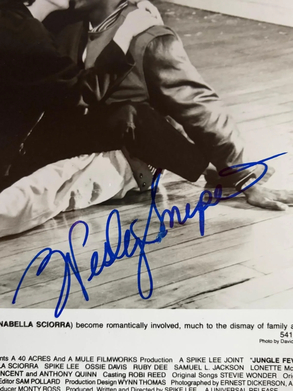 ANNABELLA SCIORRA, WESLEY SNIPES — ANNABELLA SCIORRA WESLEY SNIPES SIGNED AUTOGRAPHED 8X10 PHOTO JUNGLE FEVER PSA, изображение 3