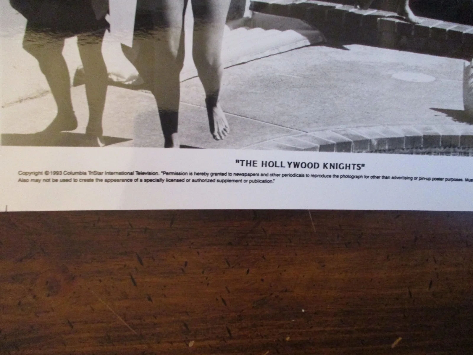 ("THE HOLLYWOOD KNIGHTS") 1993 10 x 8 Glossy Black and White Press Photo, изображение 3