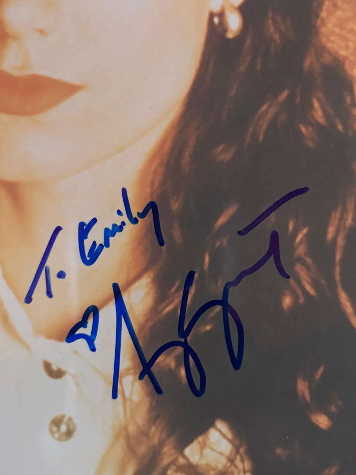 Amy Grant — AMY GRANT SIGNED AUTOGRAPHED 8X10 PHOTO BABY BABY HEART IN MOTION RARE PSA COA D, изображение 2