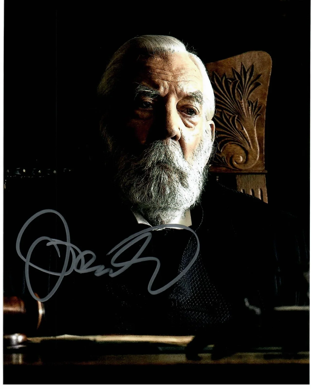 Donald Sutherland — Donald Sutherland The Hunger Games Actor Hollywood Signed 8 x 10 Photo TTM COA