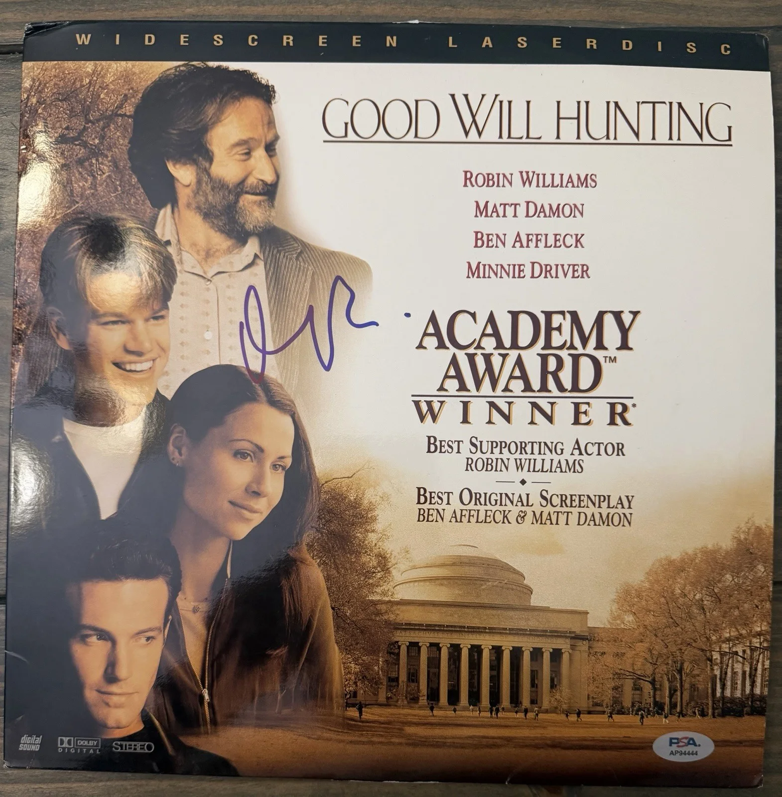 🎬 Matt Damon Signed “Good Will Hunting” LaserDisc (PSA Authentic) Rare Piece!, image 2