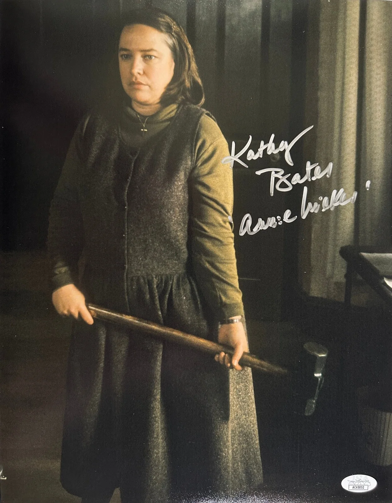 Kathy Bates — Kathy Bates Signed 11x14 Photo 'Annie Wilkes' JSA COA from Private Signing
