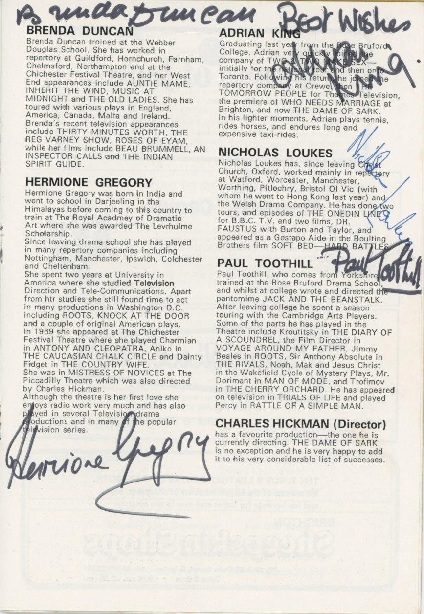 Anna Neagle — Anna Neagle- Signed Theatre Royal Program for The Dame of Sark w 5 Cosigners, изображение 3
