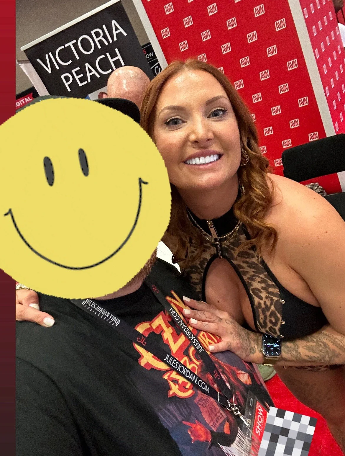 Victoria Peach — Victoria Peach Autographed 8x10 Photo AVN Adult Star, изображение 3
