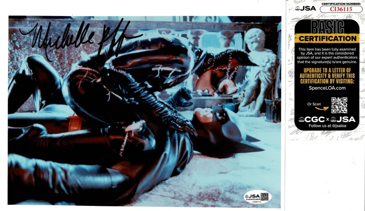 KATE MOSS — MICHELLE PFEIFFER as CATWOMAN SIGNED 8X10 PHOTO "BATMAN RETURNS 1992" JSA COA