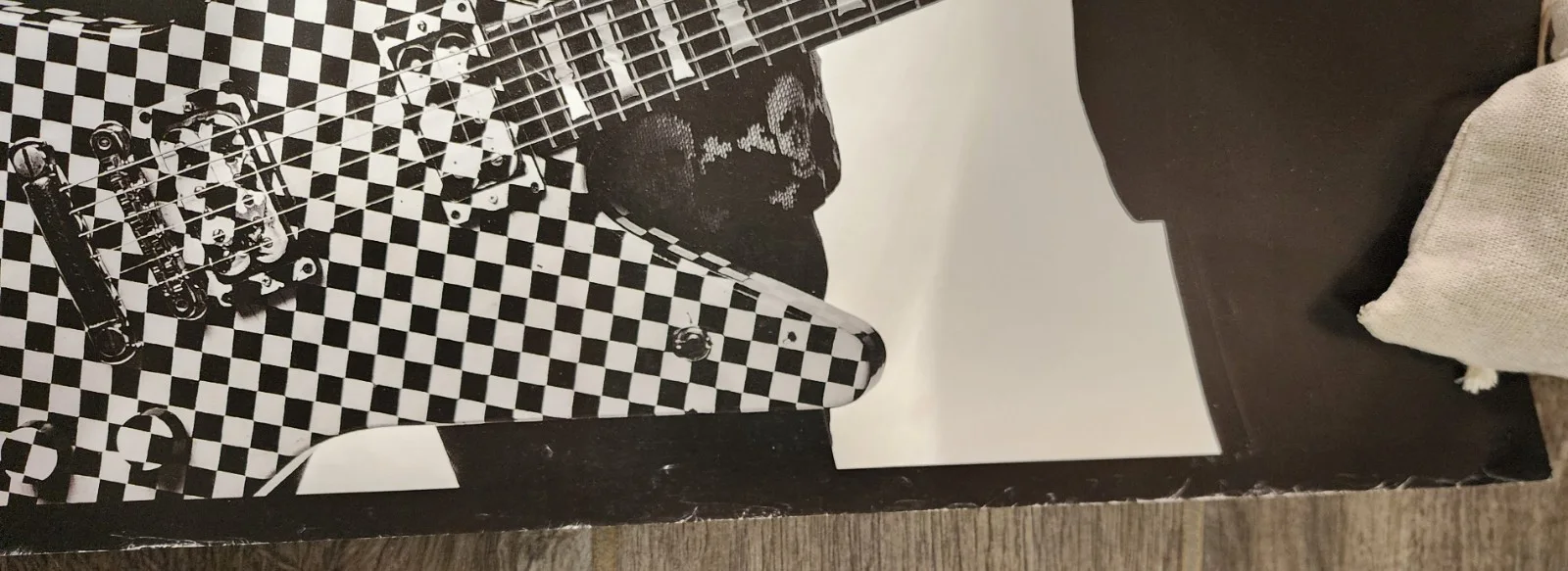 CHEAP TRICK Music Autographed VINTAGE Poster 24X36, image 4