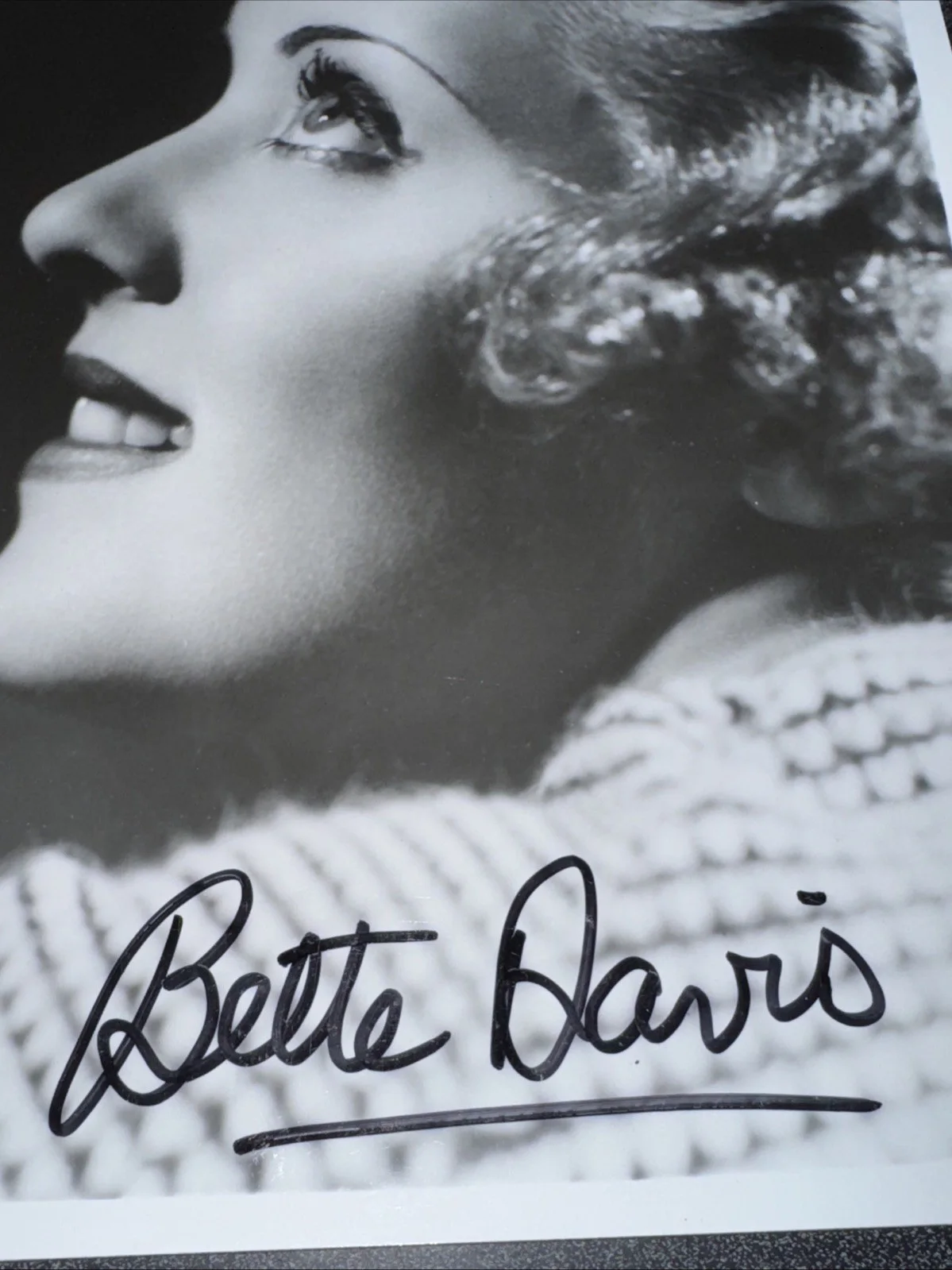 Bette Davis — Bette Davis Autographed Signed 8x10 Photograph PSA/DNA Authenticated, image 2