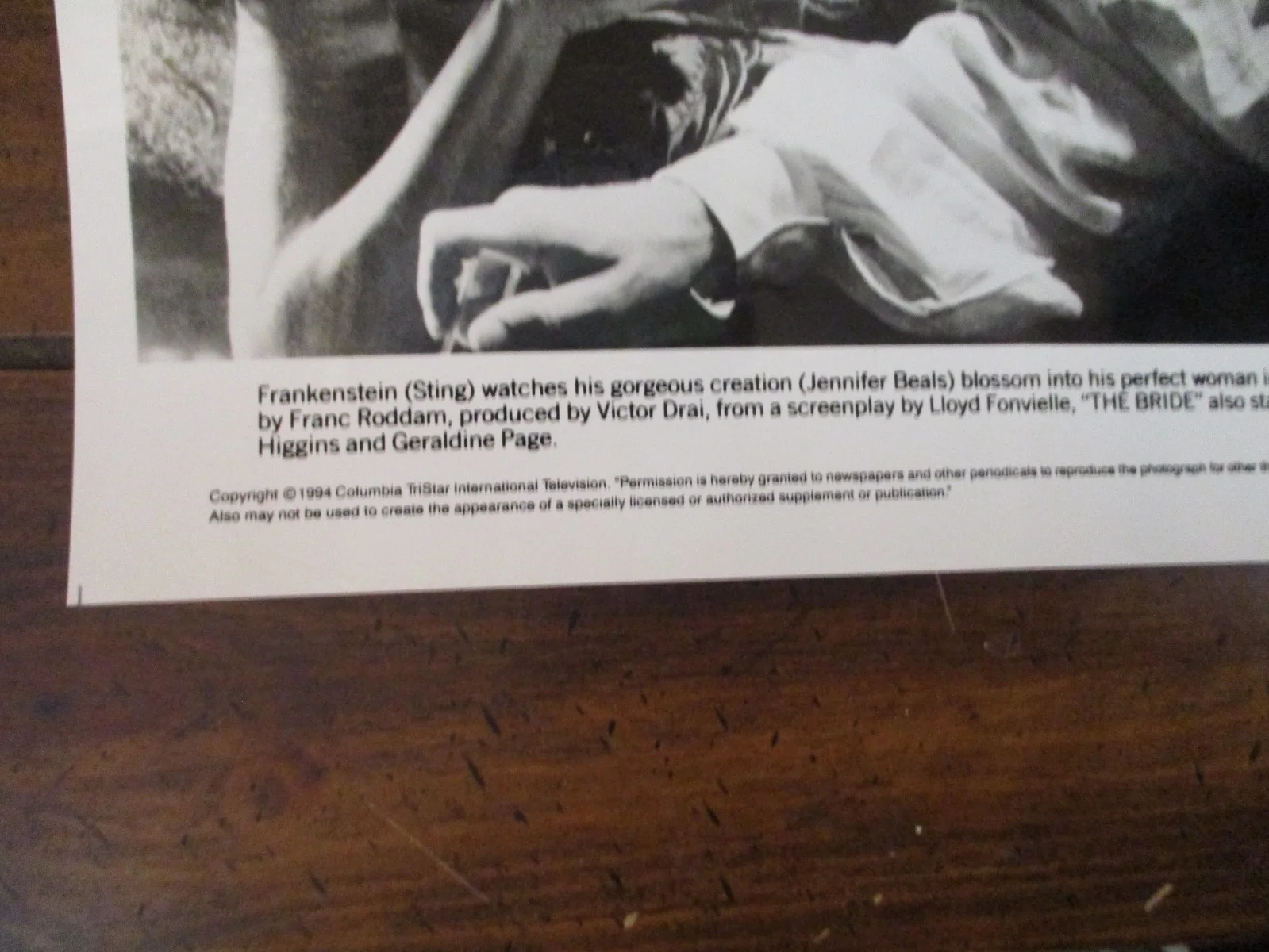 Jennifer Beals/Sting("THE BRIDE")1994 10 x 8 Glossy Black and White Press Photo, image 2