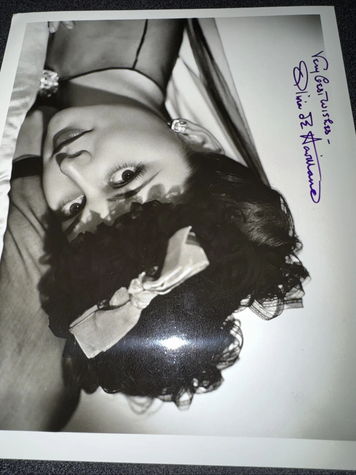 Olivia de Havilland — Olivia De Havilland Autographed Signed 8x10 Photograph JSA Authenticated, изображение 3