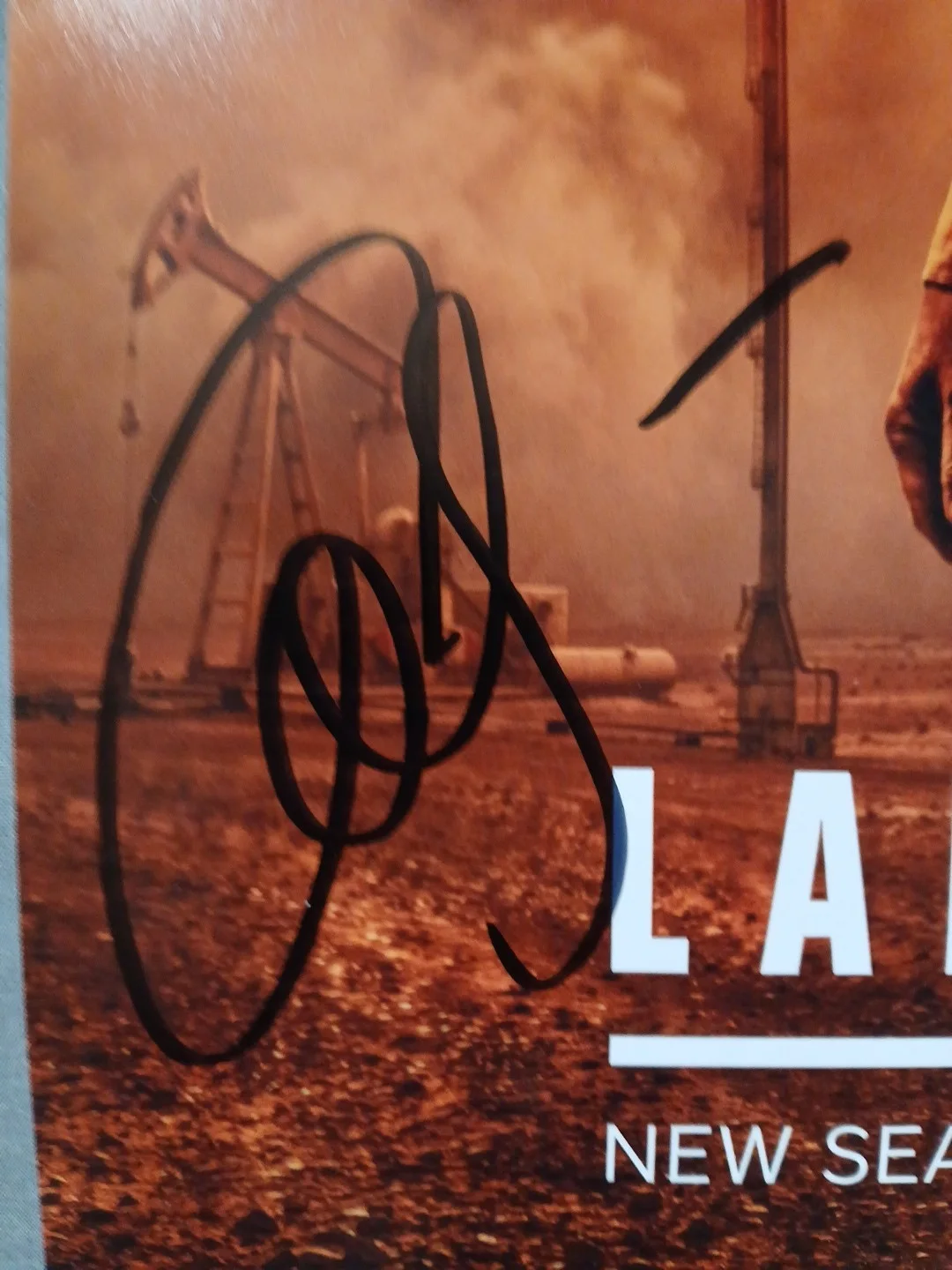 Ali Larter — ALI LARTER 🔥 Hand Signed 🔥 LANDMAN 11x17 Photo 📸, image 3