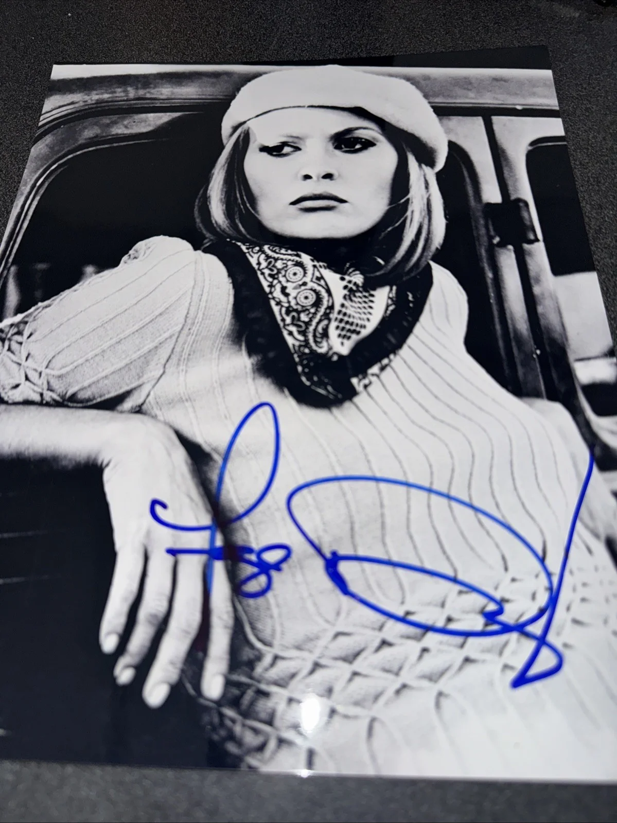Faye Dunaway — Faye Dunaway Autographed Signed 8x10 Photograph Todd Mueller Letter Of Authentic