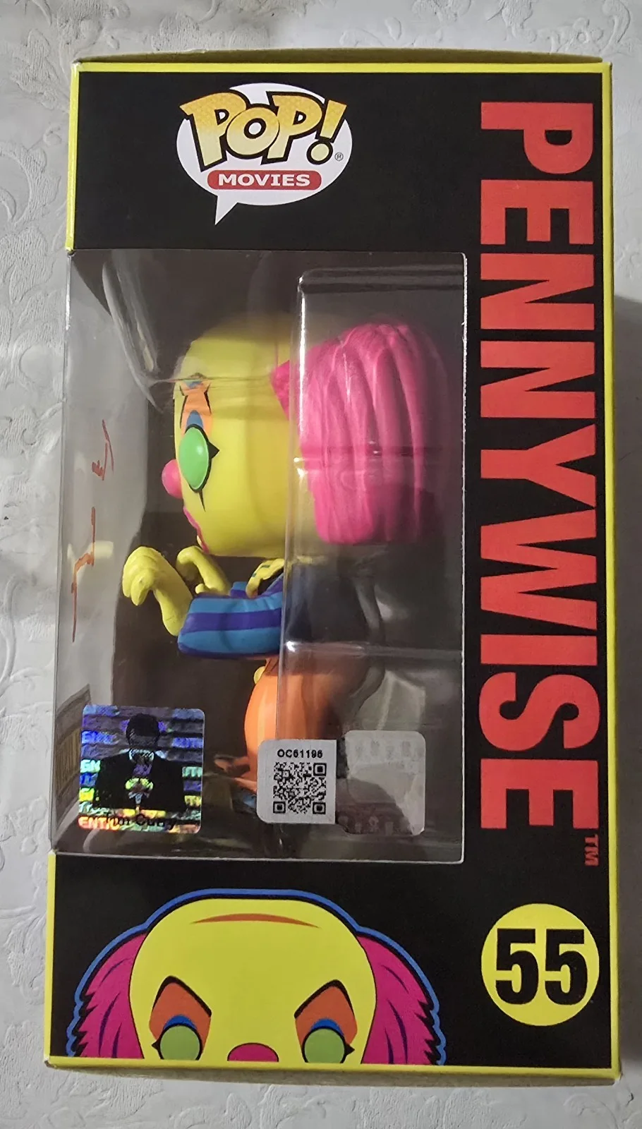 Tim Curry — Tim Curry Signed Pennywise IT Blacklight #55 Funko Pop OCCM & Curry COA, image 2