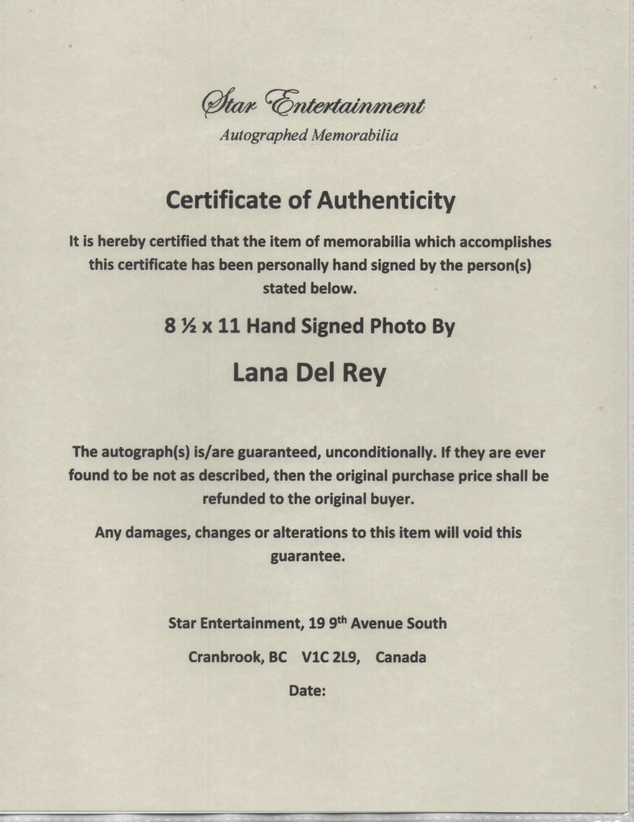 LANA DEL REY - ULTRA SEXY SNGER POSE - HAND SIGNED AUTOGRAPHED PHOTO WITH COA, изображение 2