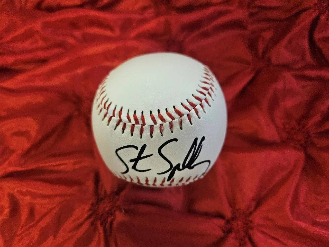 STEVE SPIELBERG — STEVEN SPIELBERG FILM DIRECTOR HAND SIGNED AUTOGRAPHED BASEBALL JAWS ET W/ COA, изображение 2