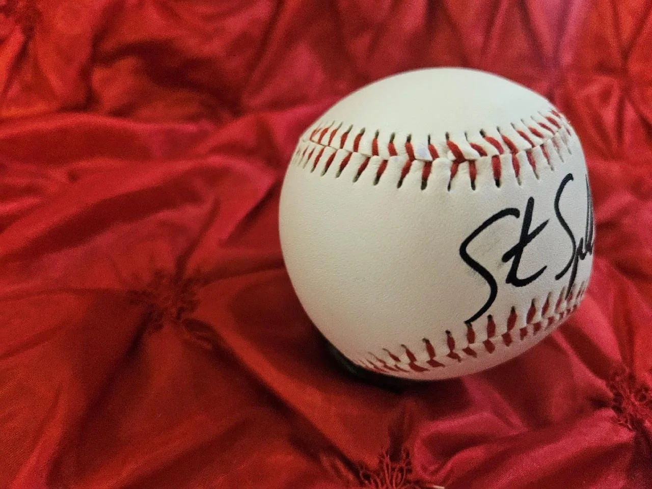 STEVE SPIELBERG — STEVEN SPIELBERG FILM DIRECTOR HAND SIGNED AUTOGRAPHED BASEBALL JAWS ET W/ COA, изображение 3