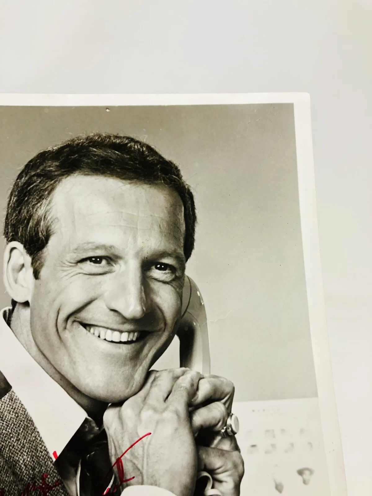 Daniel J Travanti Signed Autographed Portrait Photo Hill Street Blues Kenosha, изображение 4