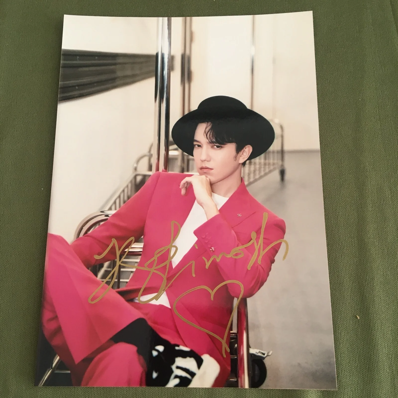 Dimash Autographed Signed Photo 4*6 Singer Collection GIFTS rare 2023A, image 5