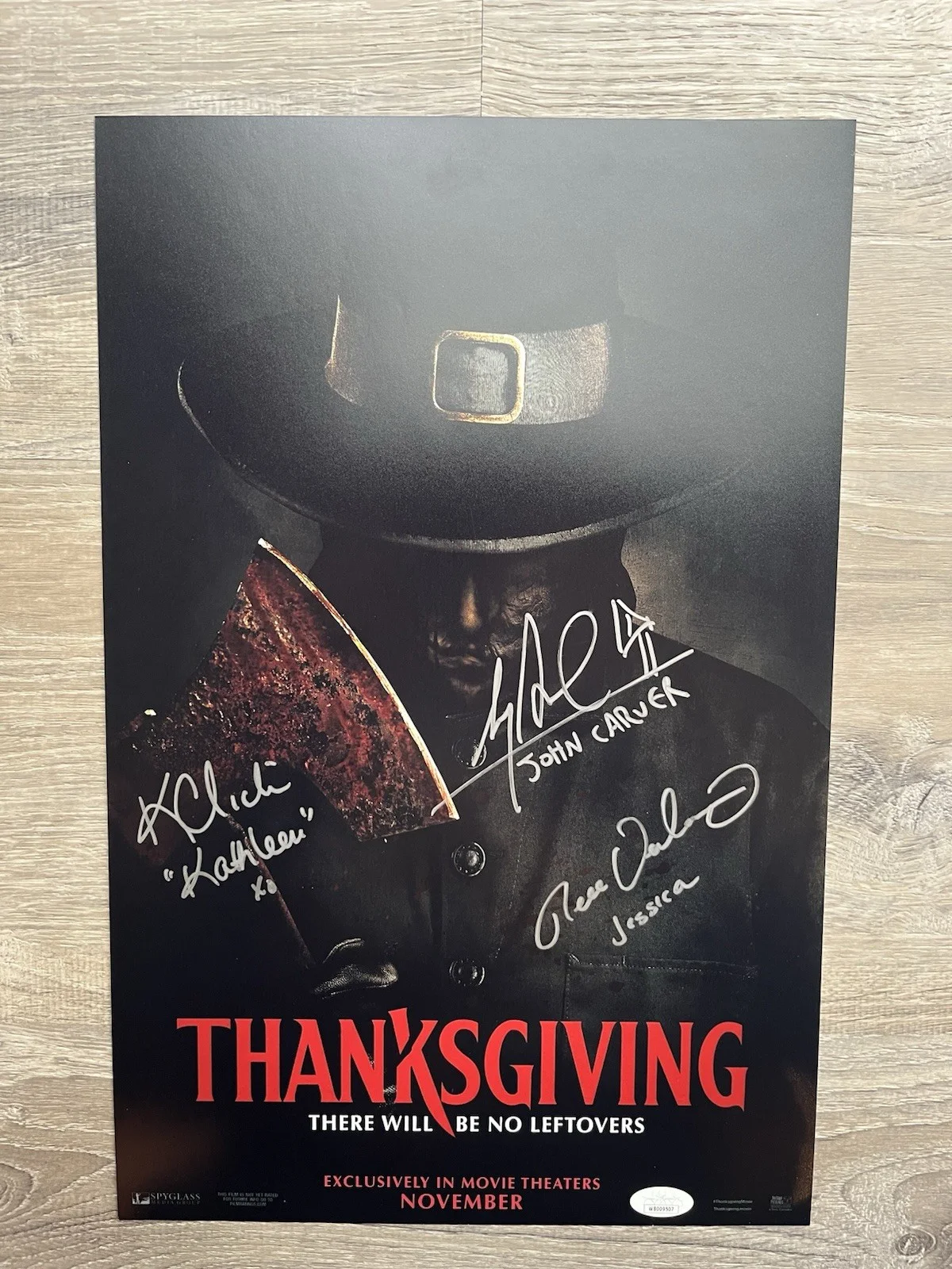 Nell Verlaque — Nell Verlaque Alex Armbruster Karen Cliche Signed Thanksgiving 11x17 Photo JSA, изображение 2