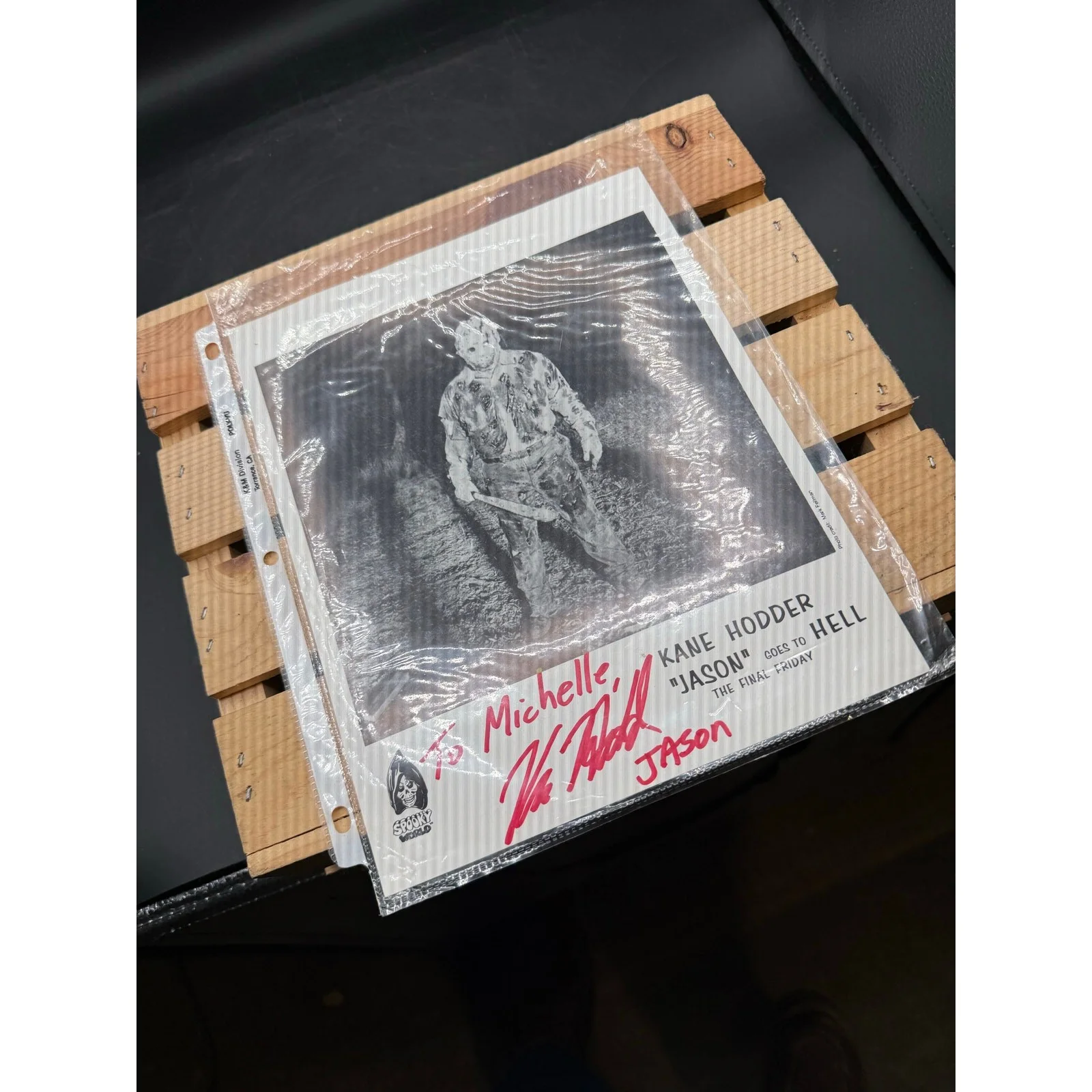 Kane Hodder Autographed “Jason Goes to Hell” 8x10 Press Photo- Red sig, изображение 3