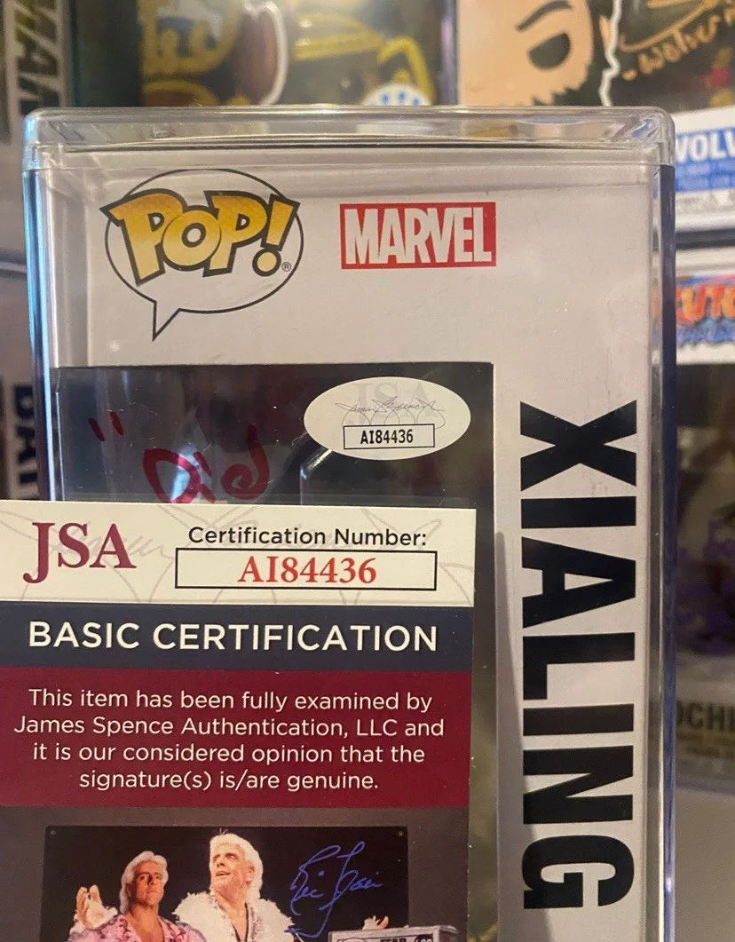 Meng'er Zhang — Meng'er Zha Signed Autographed Xialing Shang Chi Funko Pop 846 Menger JSA COA, изображение 3