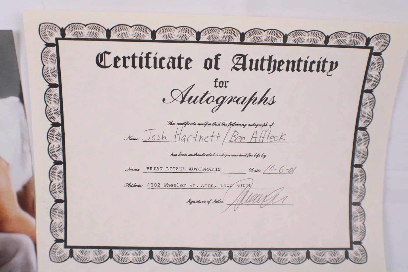Pearl Harbor Ben Affleck and Josh Hartnett Signed Movie Photo With COA, изображение 3