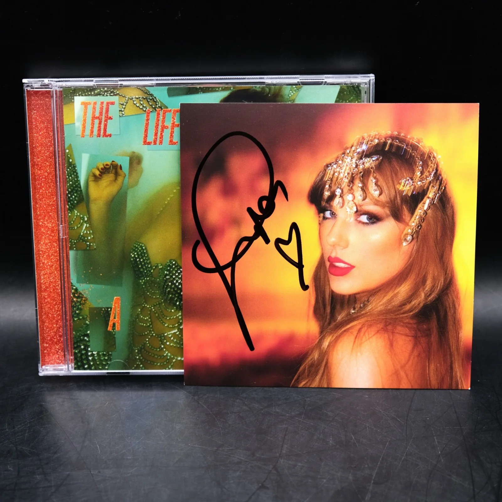 LONG Taylor Swift Signed The Life of a Showgirl CD Album Photo 1 Autographed, изображение 2