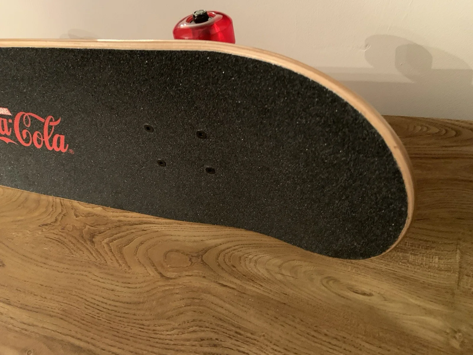 Marvel Coca Cola Rare Press Kit Full Size Skate Board ( Amazing), image 5