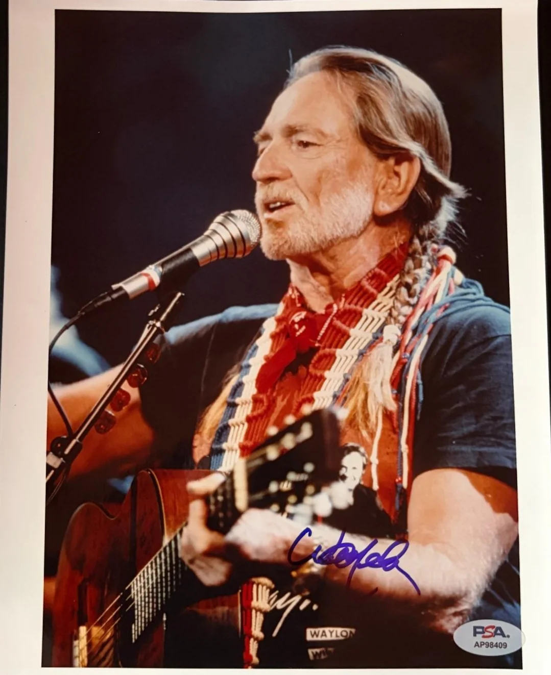 Willie Nelson — WILLIE NELSON SIGNED AUTOGRAPH 8X10 PHOTO FULL AUTOGRAPH VINTAGE RARE PSA COA X