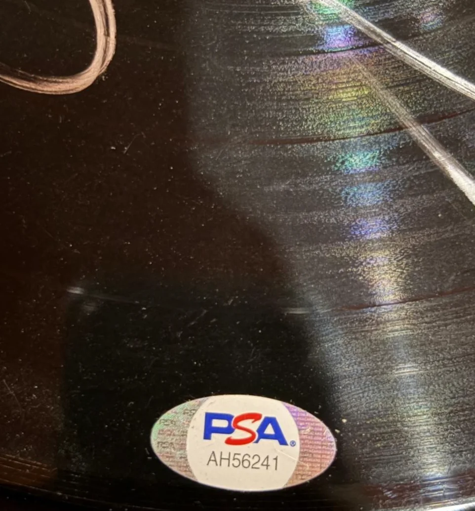Roger Waters, Nick Mason — ROGER WATERS & NICK MASON SIGNED VINYL DISC DARK SIDE OF THE MOON PINK FLOYD PSA, image 4