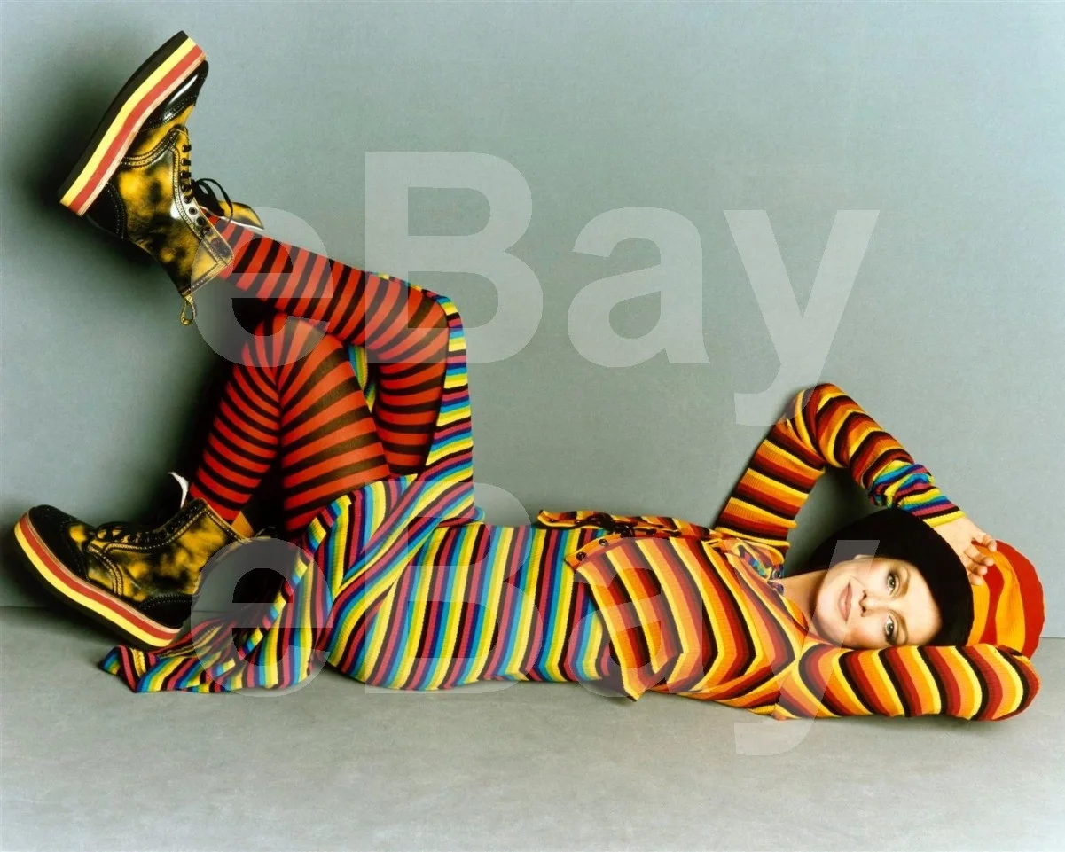 Twiggy 16x12 Photo Poster Print, image 4