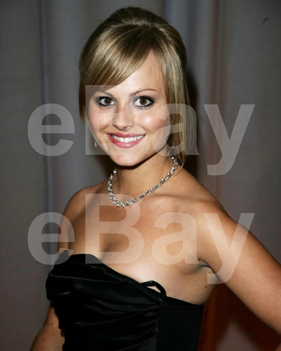 Tina O'Brien 16x12 Photo Poster Print, image 4