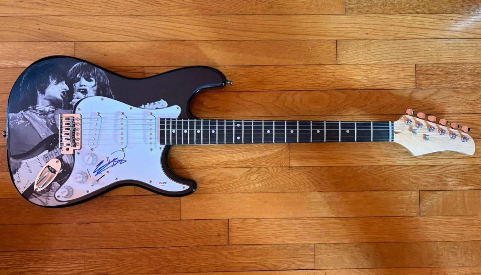KEITH RICHARDS — KEITH RICHARDS SIGNED AUTOGRAPHED CUSTOM WRAP GUITAR ROLLING STONES JAGGER PSA, image 2