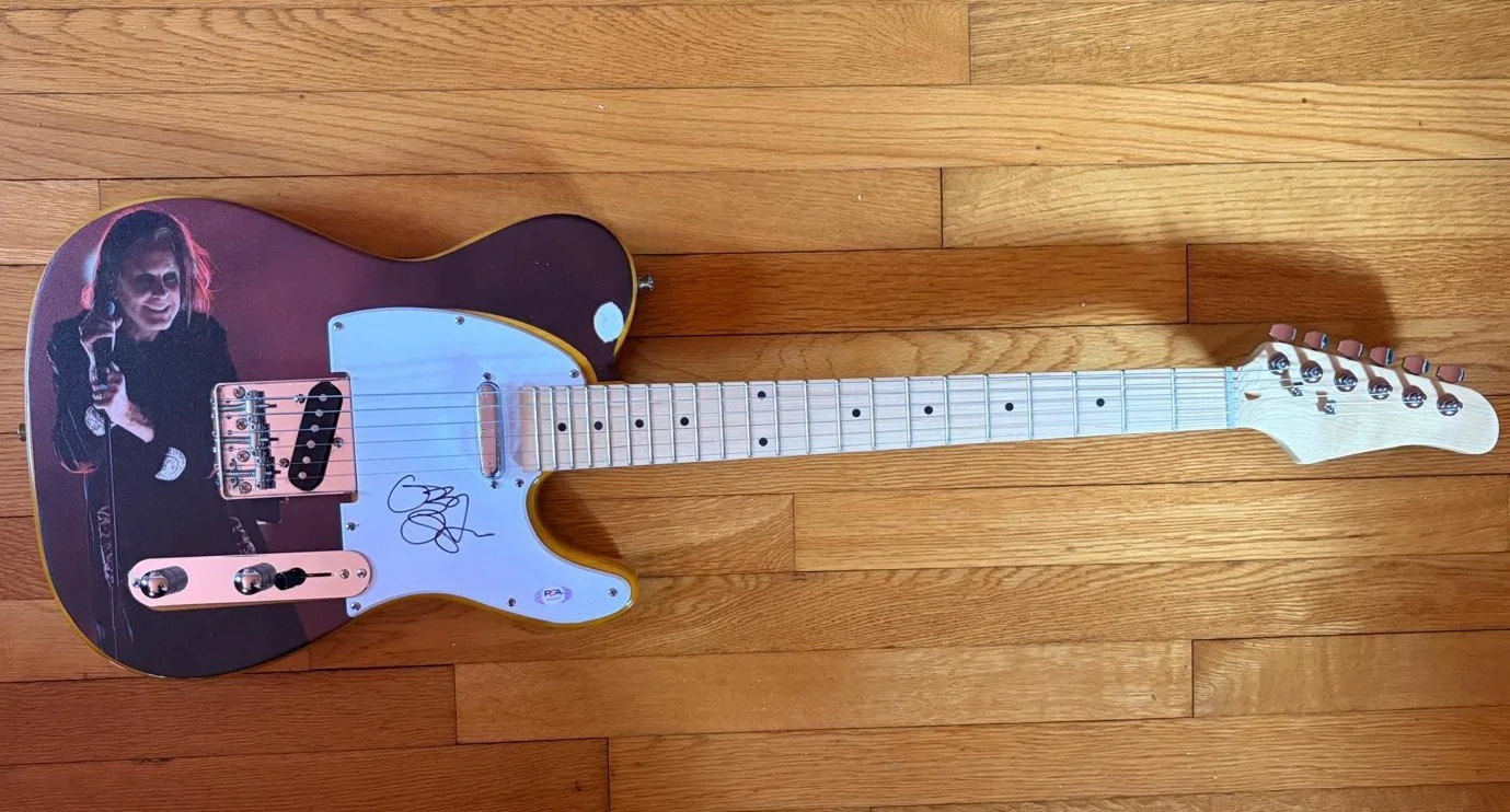 OZZY OSBOURNE — OZZY OSBOURNE SIGNED AUTOGRAPHED CUSTOM WRAP GUITAR PARANOID BLACK SABBATH PSA, image 2